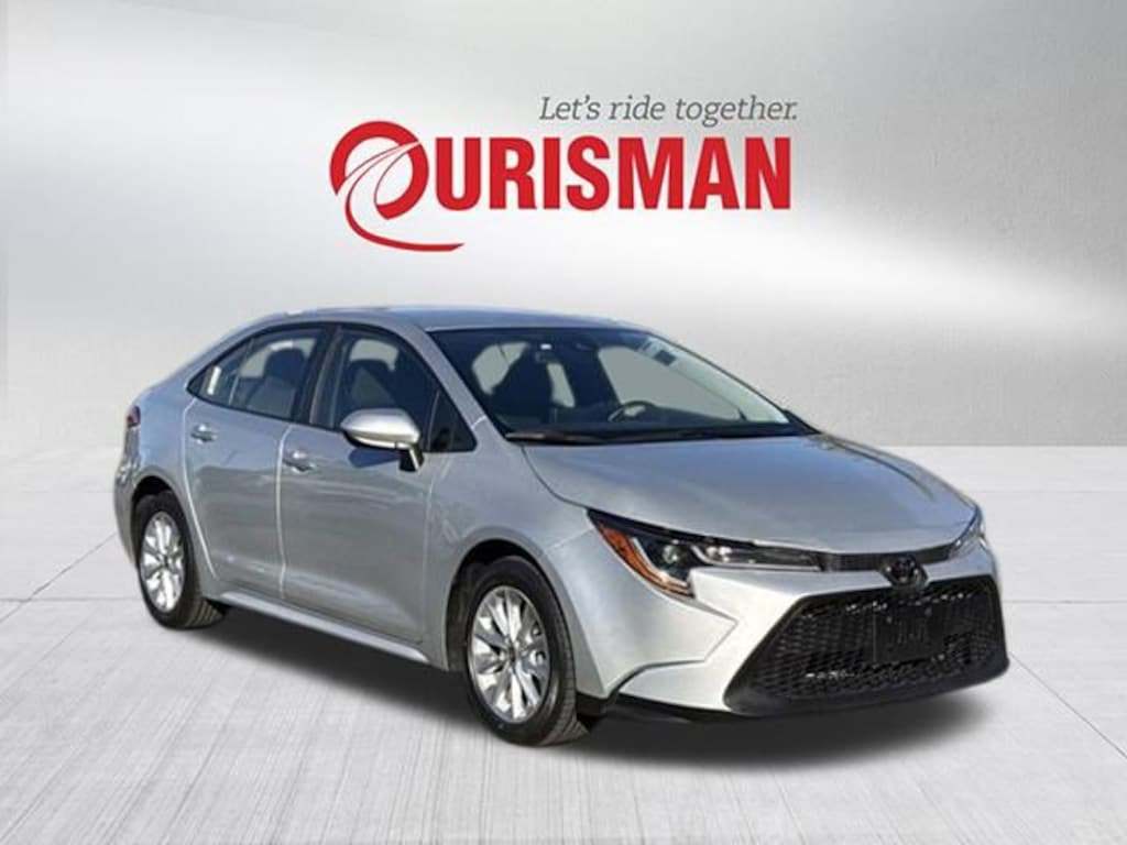 Used 2022 Toyota Corolla LE Sedan