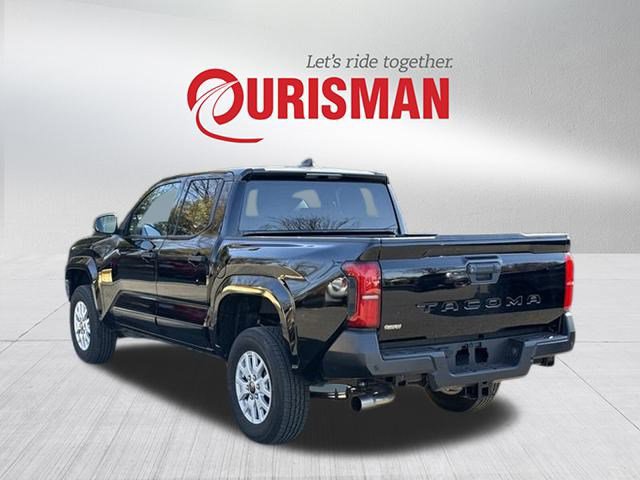 2024 Toyota Tacoma SR photo 4