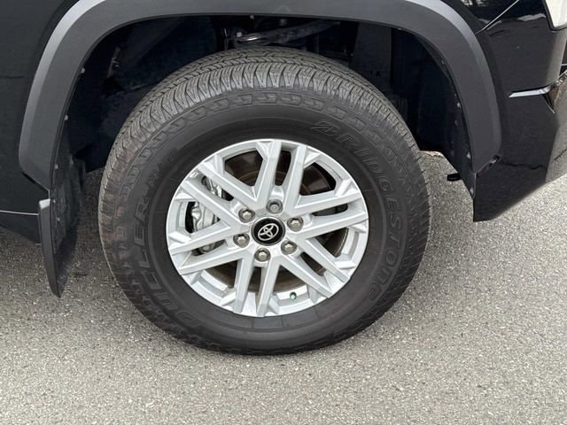 2025 Toyota Tundra SR5 - Photo 7