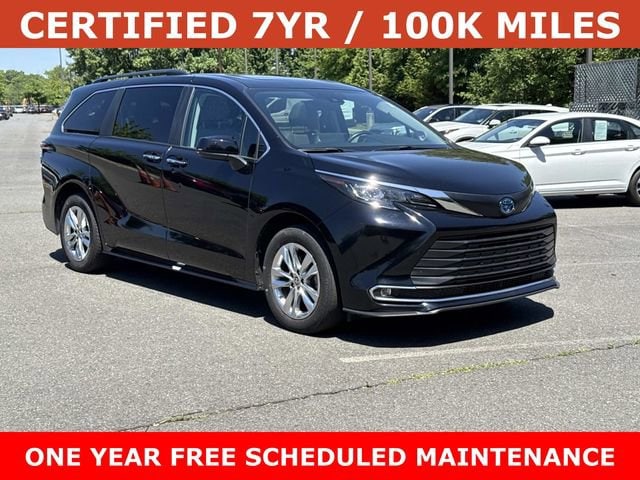 2024 Toyota Sienna Van Passenger Van 
