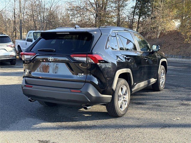 Used 2025 Toyota RAV4 XLE with VIN 4T3RWRFV3SU165035 for sale in Northfield, Minnesota