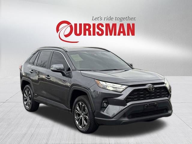2025 Toyota RAV4 XLE Premium's photo