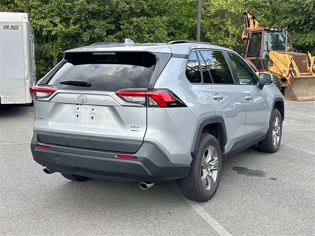 Certified 2022 Toyota RAV4 XLE with VIN 2T3P1RFVXNW284789 for sale in Chantilly, VA