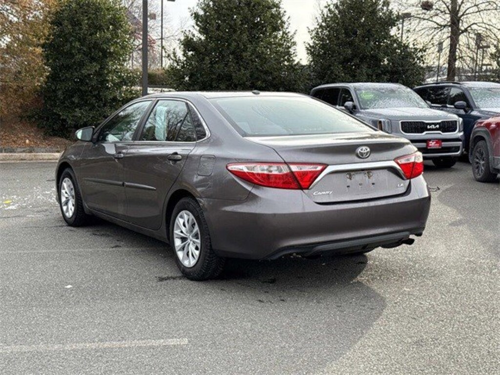 Used 2015 Toyota Camry LE Sedan