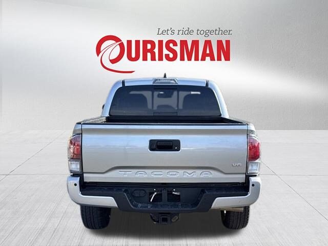 2023 Toyota Tacoma TRD Sport V6 photo 3