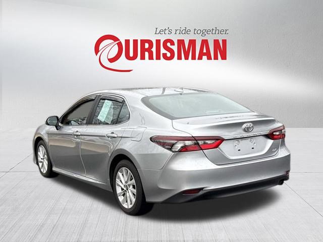 2024 Toyota Camry LE photo 3