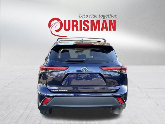 2021 Toyota Highlander Hybrid XLE photo 3