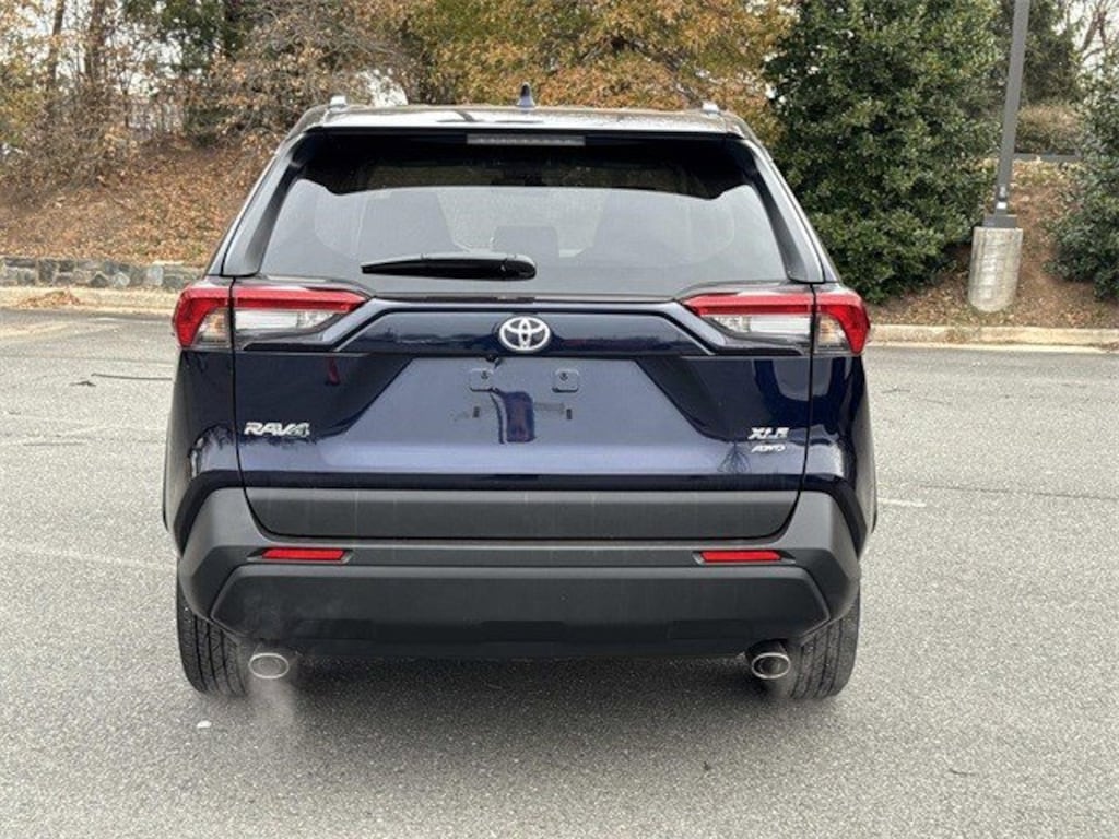 Used 2025 Toyota RAV4 XLE SUV