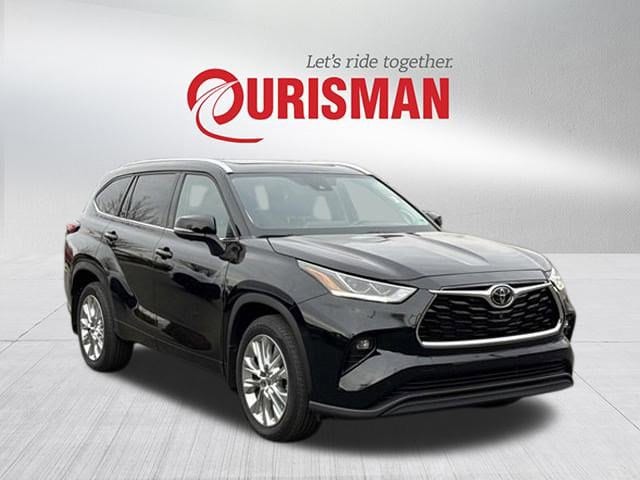 2023 Toyota Highlander SUV 