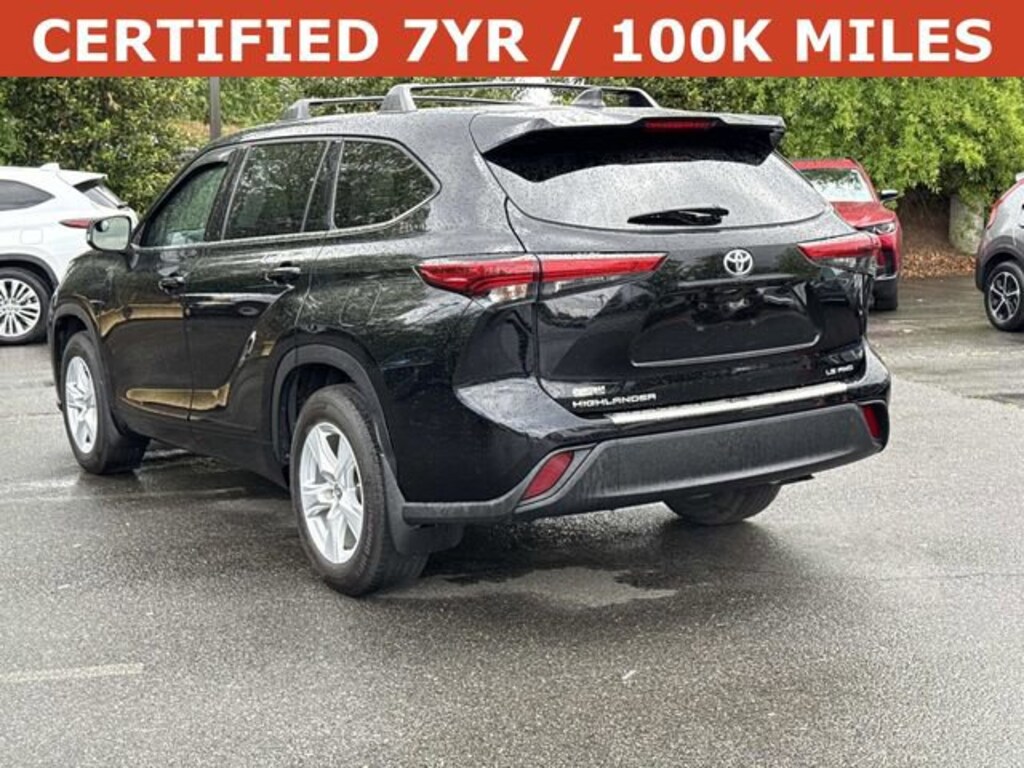 Used 2022 Toyota Highlander LE SUV