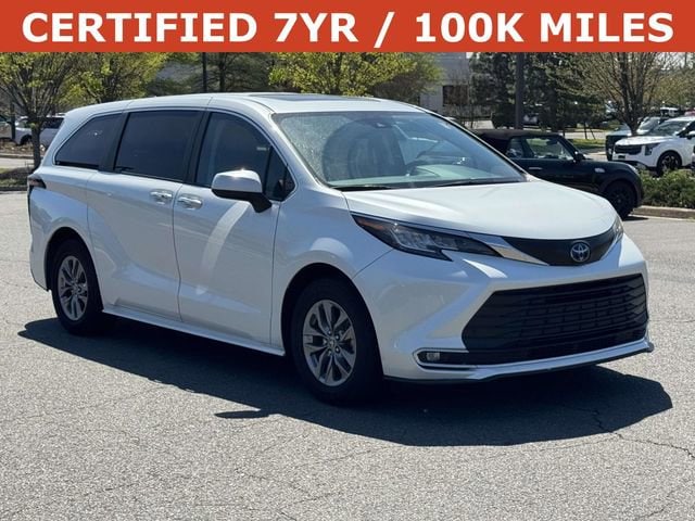 2023 Toyota Sienna Van Passenger Van 