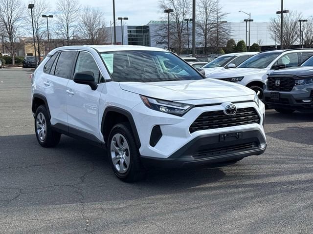 2023 Toyota RAV4 LE