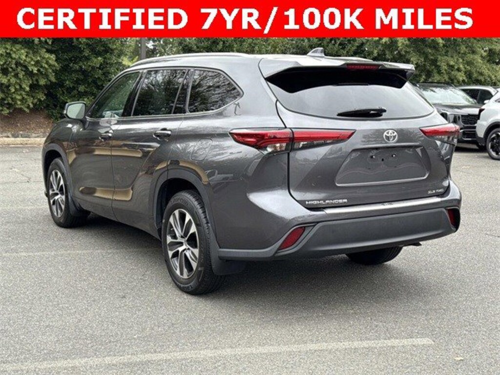 Used 2022 Toyota Highlander XLE SUV