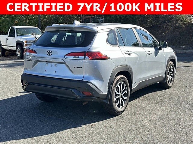2023 Toyota Corolla Cross Hybrid S photo 2