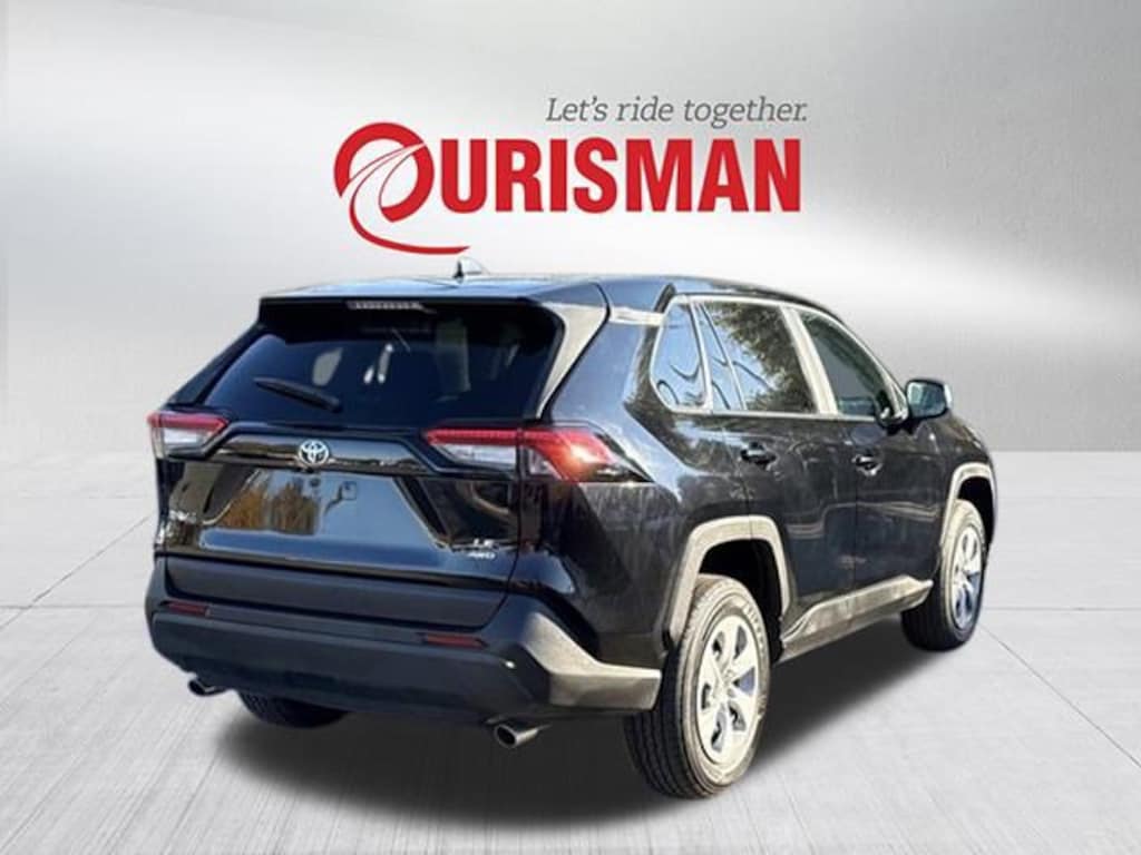 Used 2024 Toyota RAV4 LE SUV