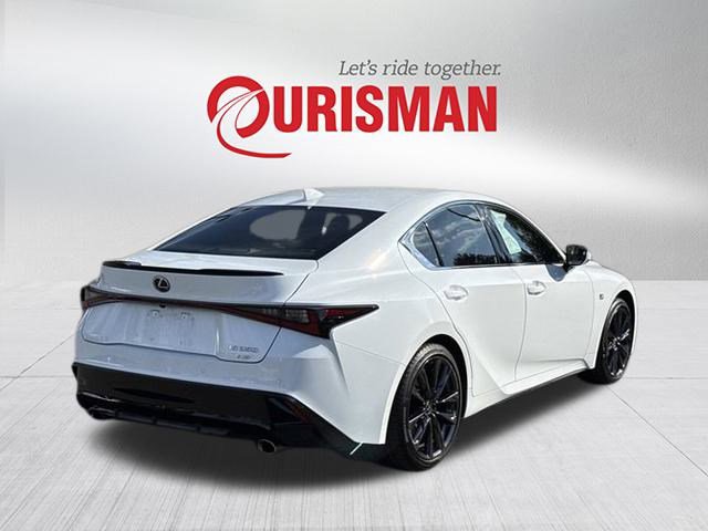 2024 Lexus IS 350 F SPORT photo 2