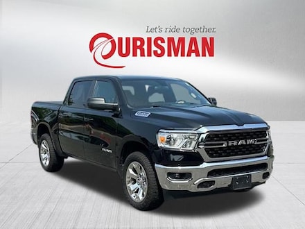 2022 Ram 1500 Big Horn/Lone Star Truck Crew Cab