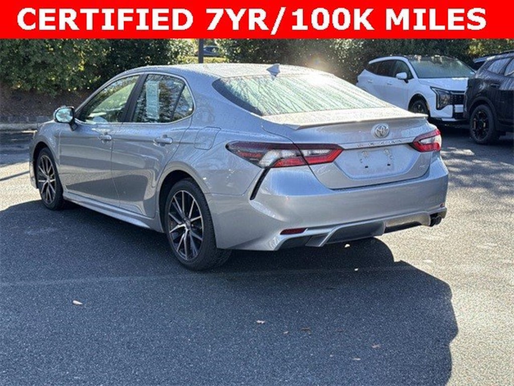 Used 2024 Toyota Camry SE Sedan