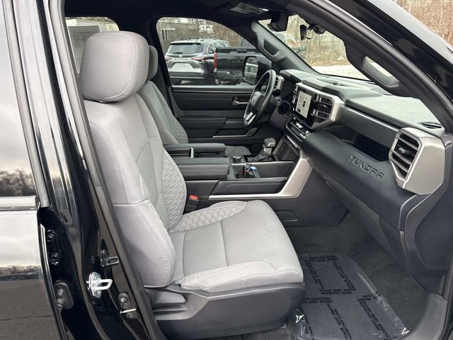 2025 Toyota Tundra SR5 - Photo 9