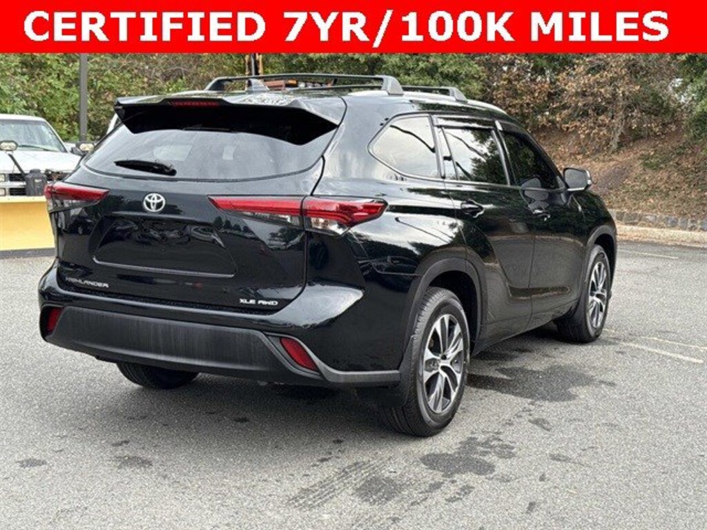 Used 2022 Toyota Highlander XLE SUV