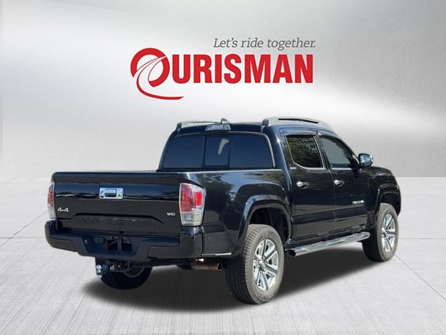 2016 Toyota Tacoma Limited V6 photo 2