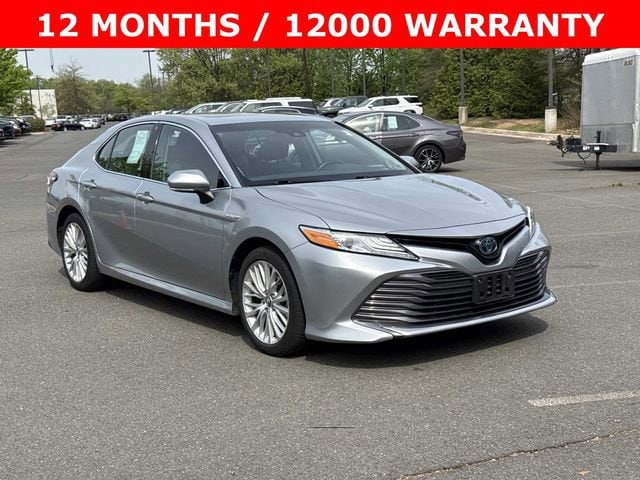 2020 Toyota Camry Hybrid Sedan 