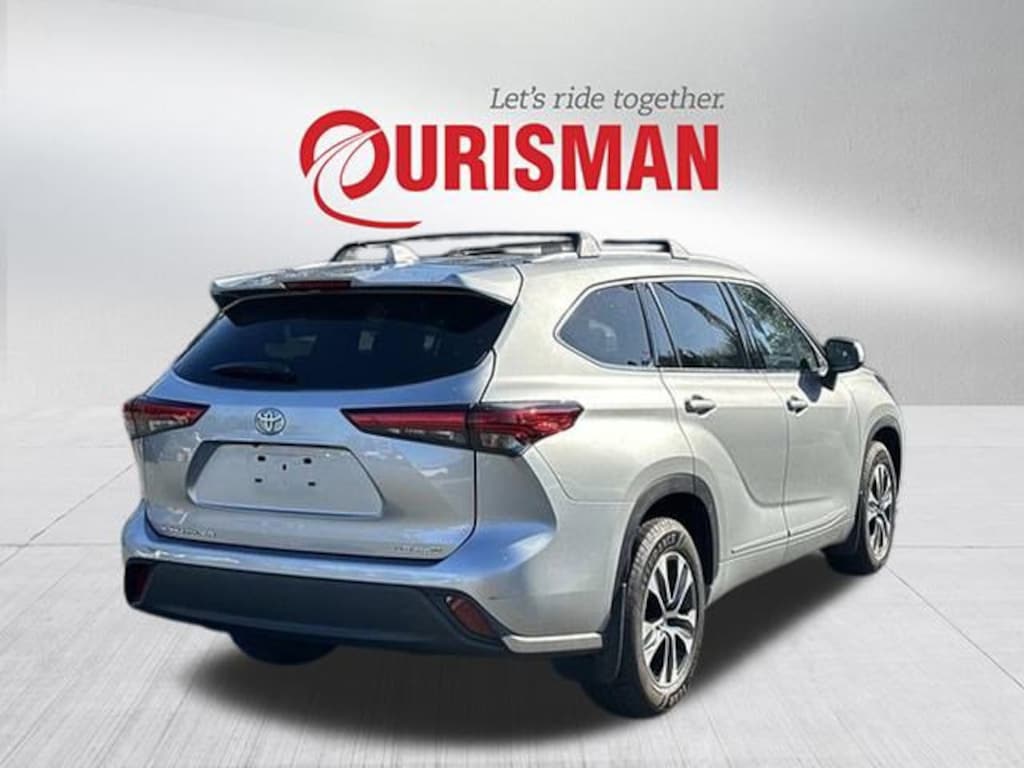 Used 2022 Toyota Highlander XLE SUV