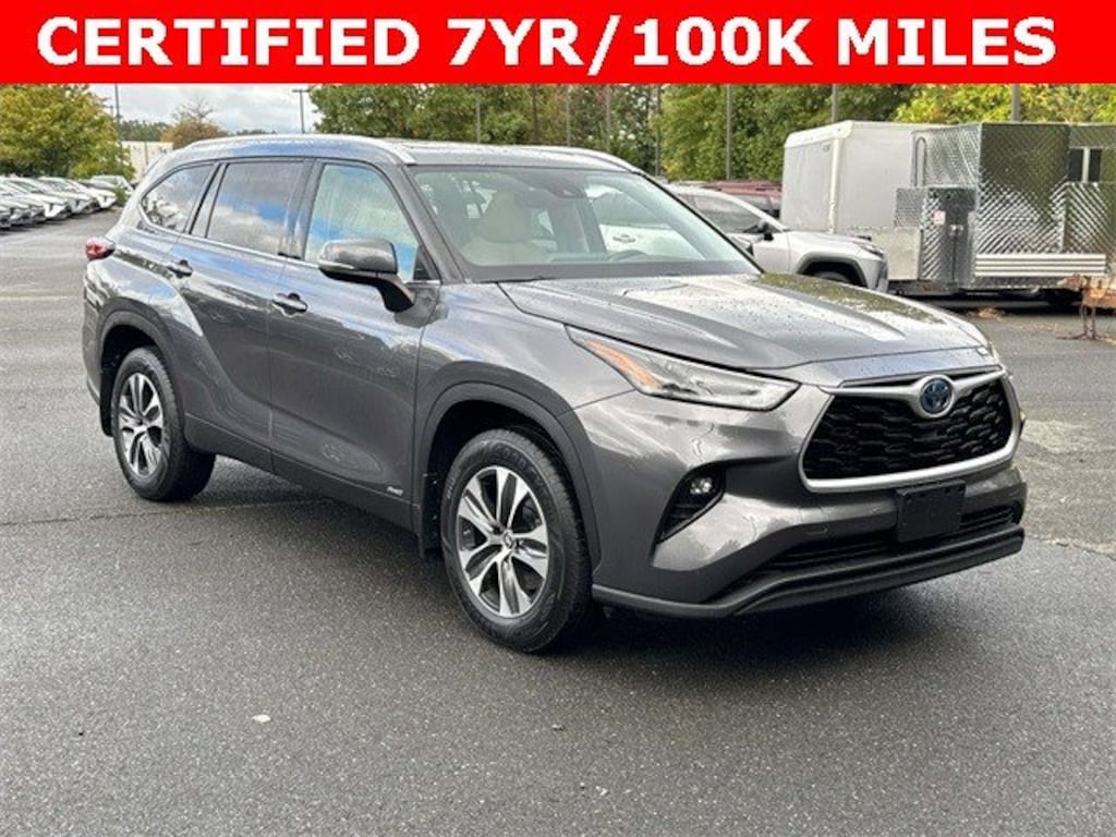 Used 2022 Toyota Highlander Hybrid XLE SUV