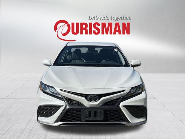 2023 Toyota Camry XSE photo 4