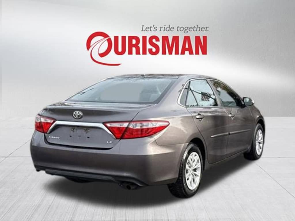 Used 2015 Toyota Camry LE Sedan