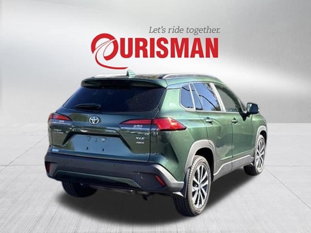 Used 2023 Toyota Corolla Cross XLE SUV