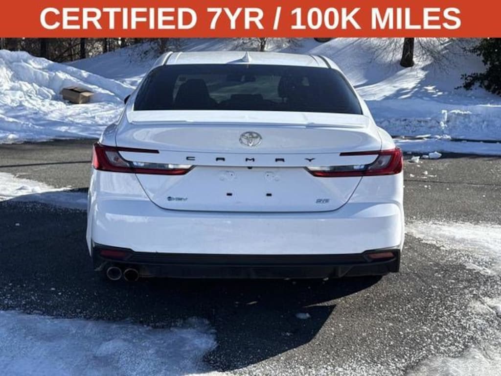 Used 2025 Toyota Camry SE Sedan
