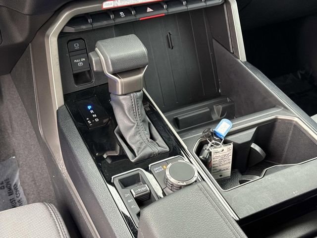 2025 Toyota Tundra SR5 - Photo 22