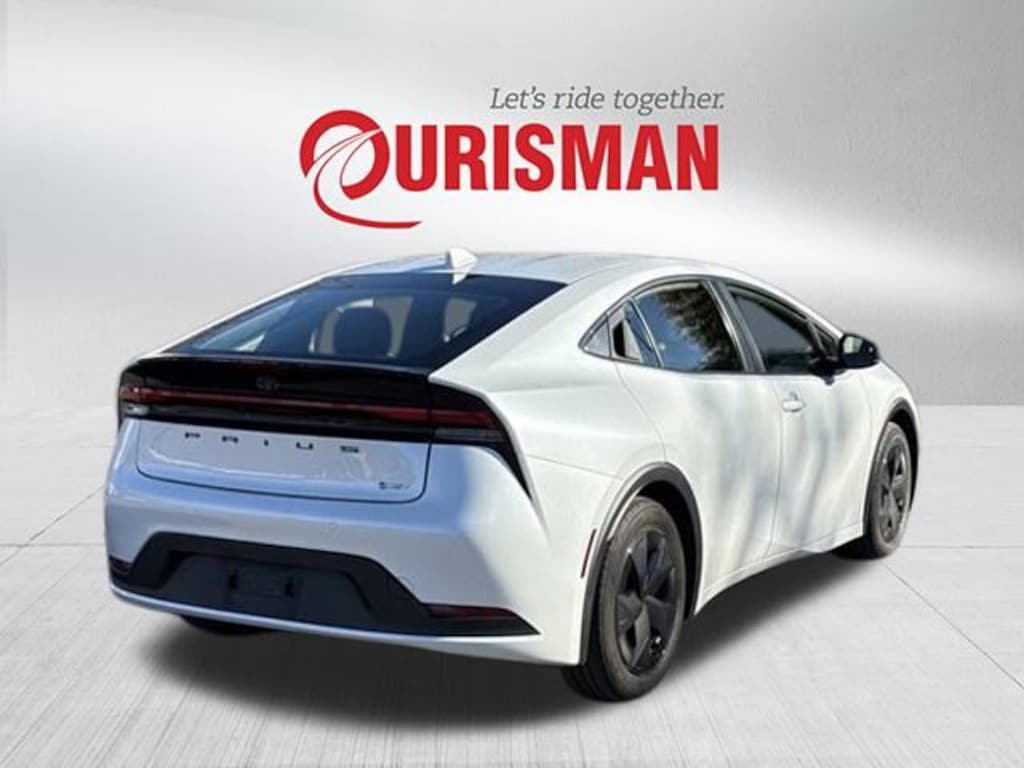 Used 2023 Toyota Prius LE Hatchback