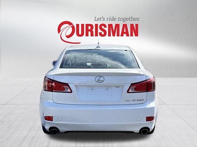 2011 Lexus IS 250 photo 3