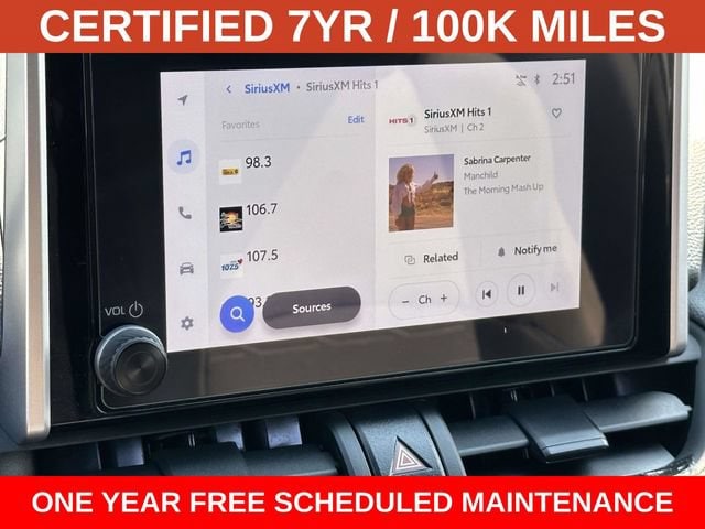 2024 Toyota RAV4 SE - Photo 20