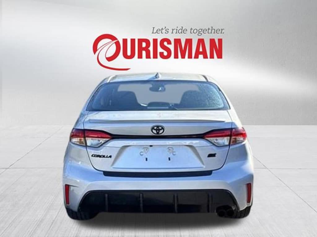 Used 2024 Toyota Corolla SE Sedan