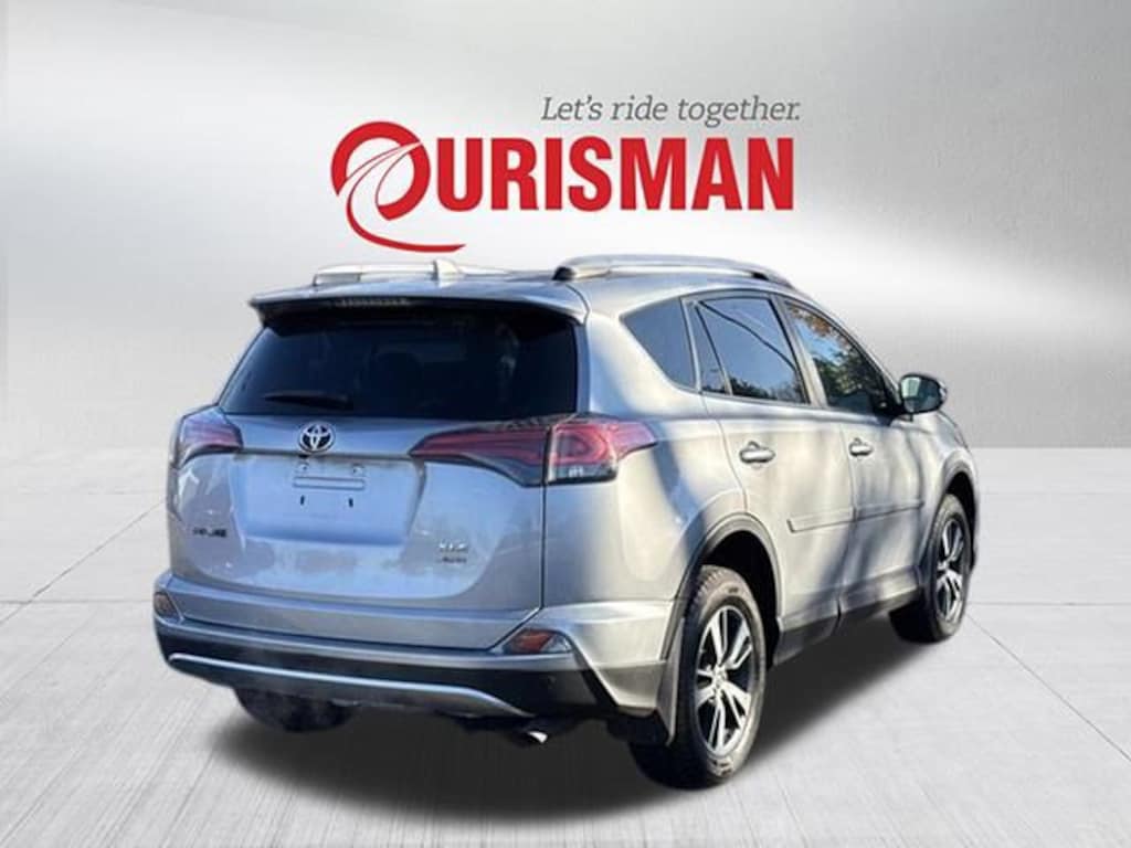 Used 2017 Toyota RAV4 XLE SUV