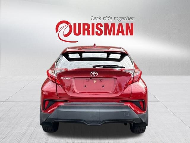 2020 Toyota C-HR XLE photo 3
