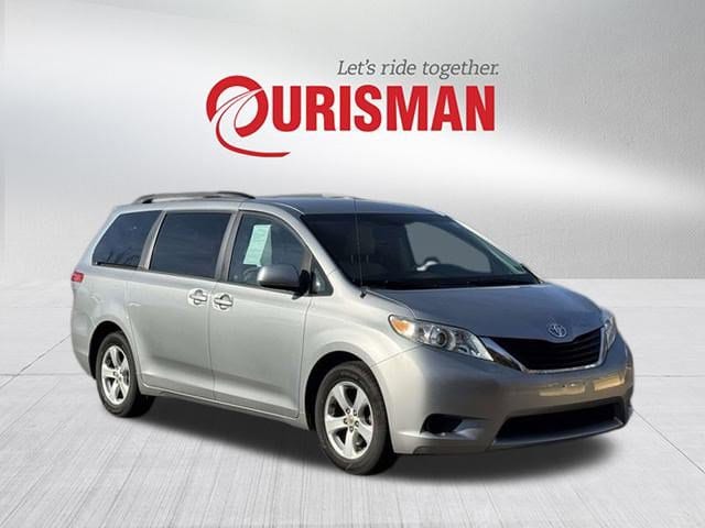 2012 Toyota Sienna LE
