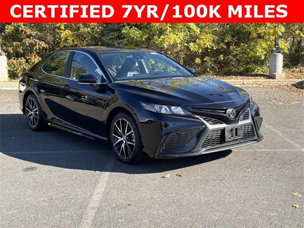 Used 2024 Toyota Camry SE Sedan