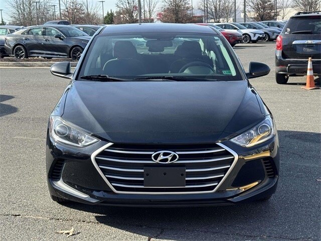 2018 Hyundai Elantra SEL photo 4