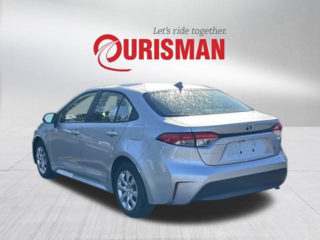 2025 Toyota Corolla Hybrid LE photo 4