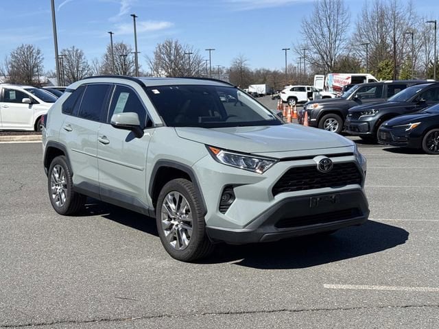 2021 Toyota RAV4 XLE Premium