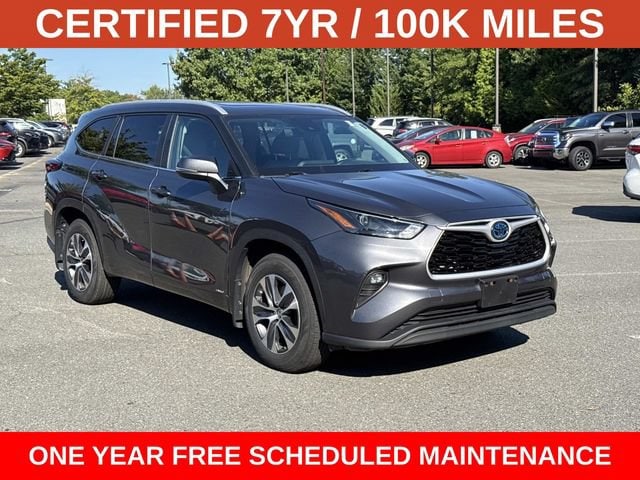 2024 Toyota Highlander Hybrid SUV 