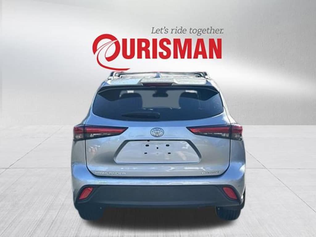 Used 2022 Toyota Highlander XLE SUV