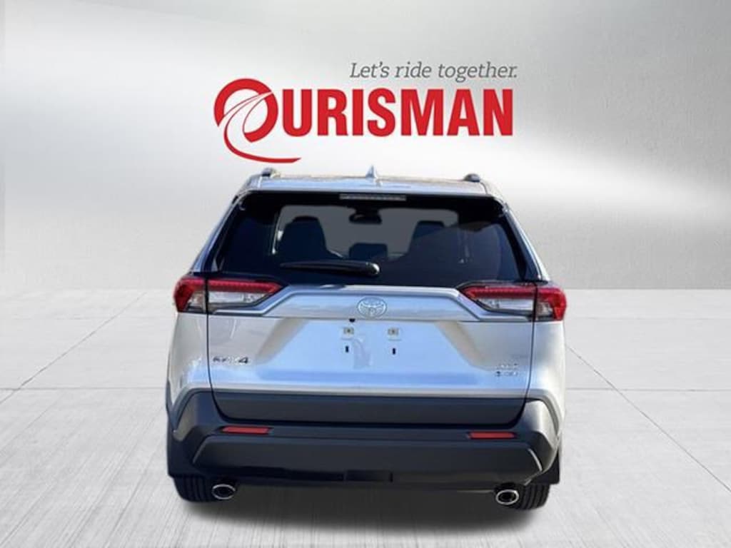 Used 2025 Toyota RAV4 Hybrid XLE SUV