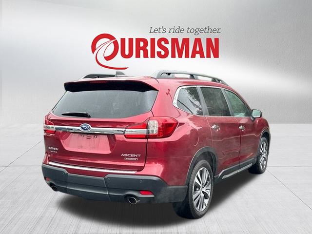 2022 Subaru Ascent Touring photo 2