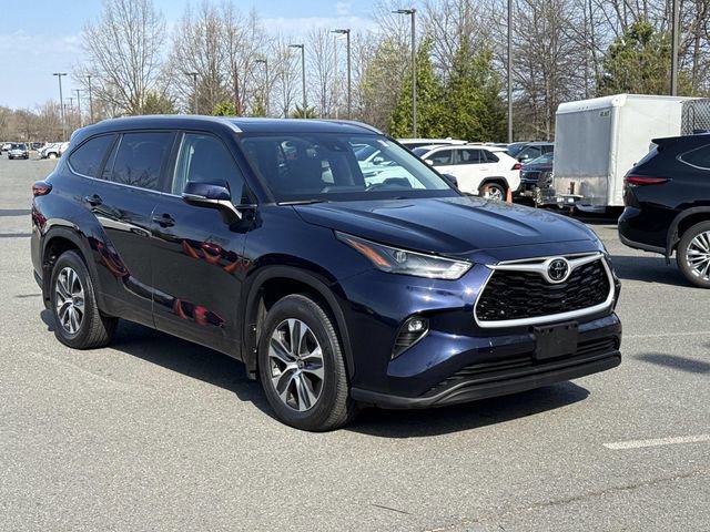 2023 Toyota Highlander SUV 