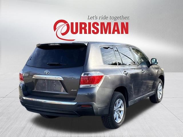 Used 2013 Toyota Highlander Base with VIN 5TDBK3EHXDS269239 for sale in Chantilly, VA
